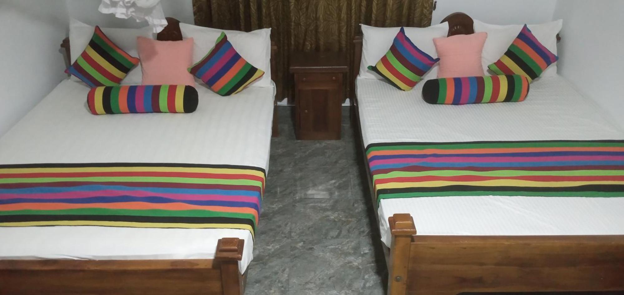 Appartamento Iduwara Guest Sigiriya Esterno foto